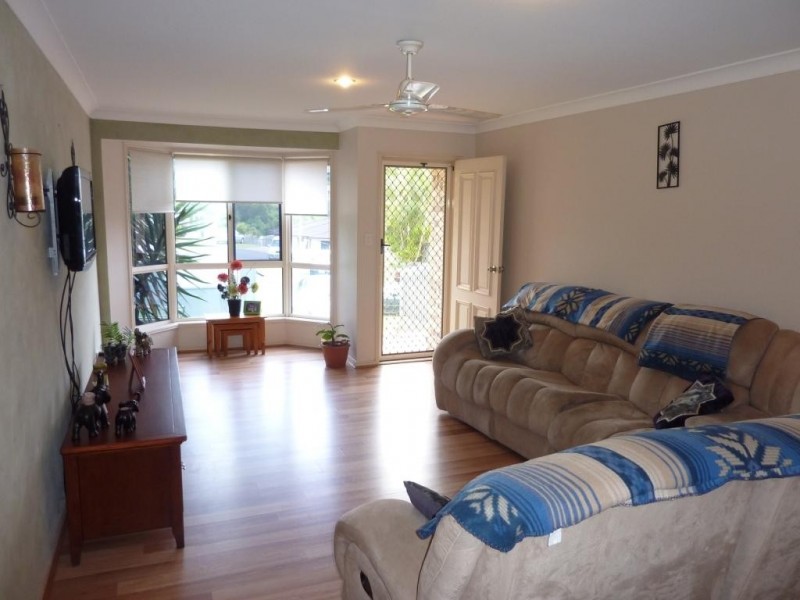 2/10 Rosslea Court, Banora Point NSW 2486