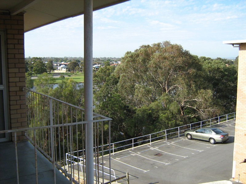 23/4 Minora Place, Rivervale WA 6103