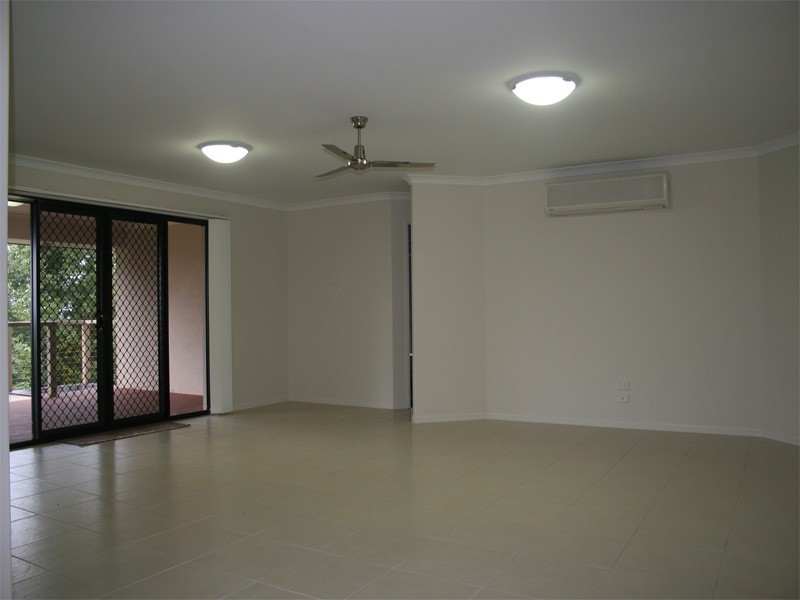 69 Cowie Drive, Kingaroy QLD 4610