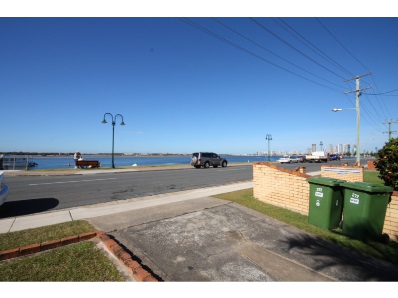 6/272 Marine Pde, Labrador QLD 4215