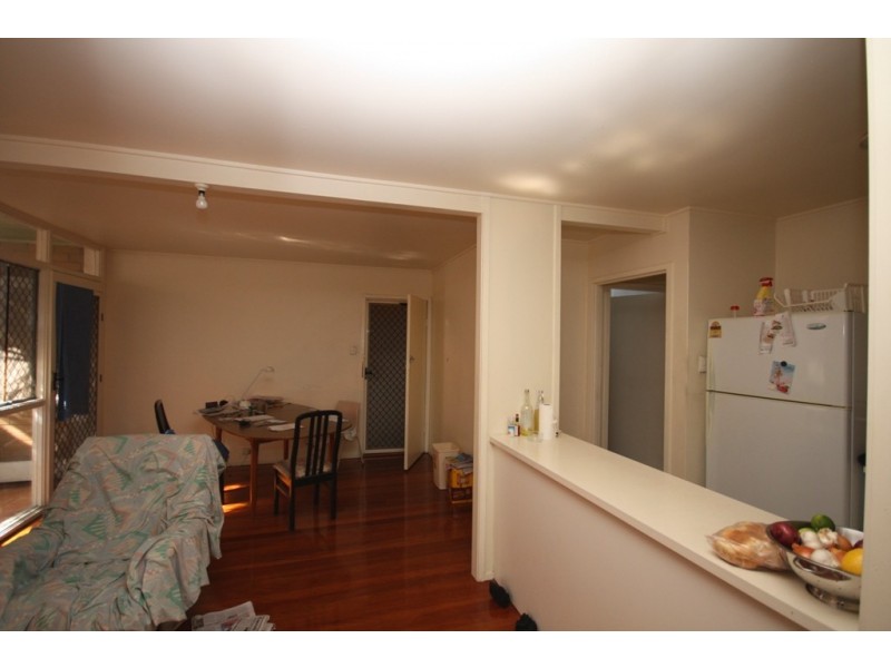 6/272 Marine Pde, Labrador QLD 4215