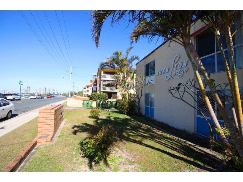 6/272 Marine Pde, Labrador QLD 4215