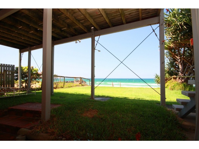 175 Jefferson Lane, Palm Beach QLD 4221