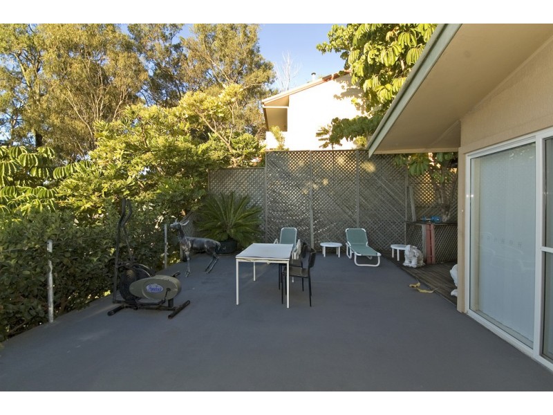 9 View St, Burleigh Heads QLD 4220