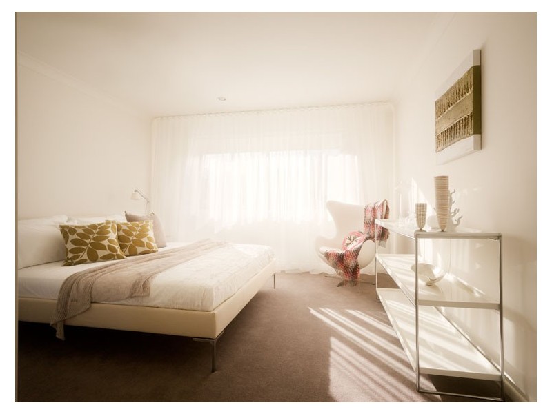 2 Inland Drive, Tugun QLD 4224