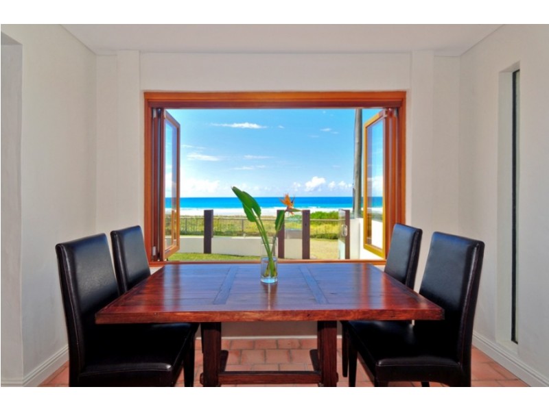 480 The Esplanade, Palm Beach QLD 4221