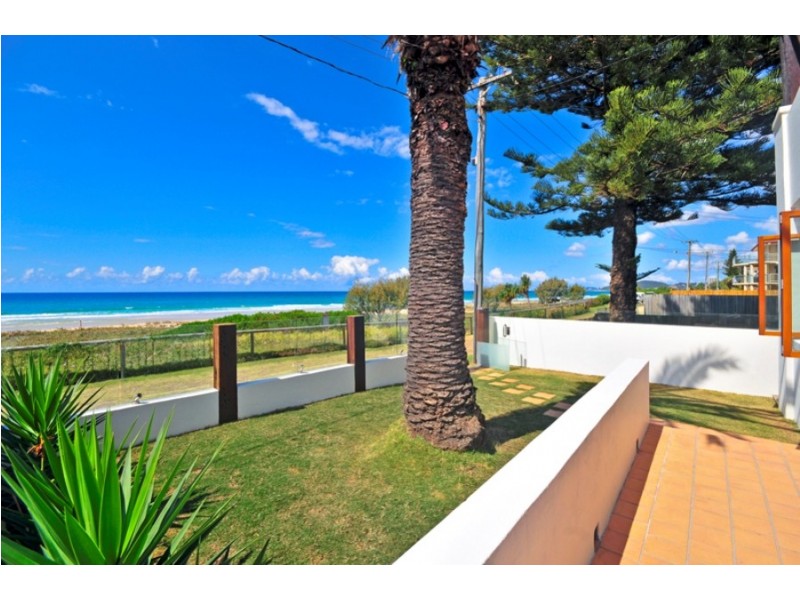480 The Esplanade, Palm Beach QLD 4221