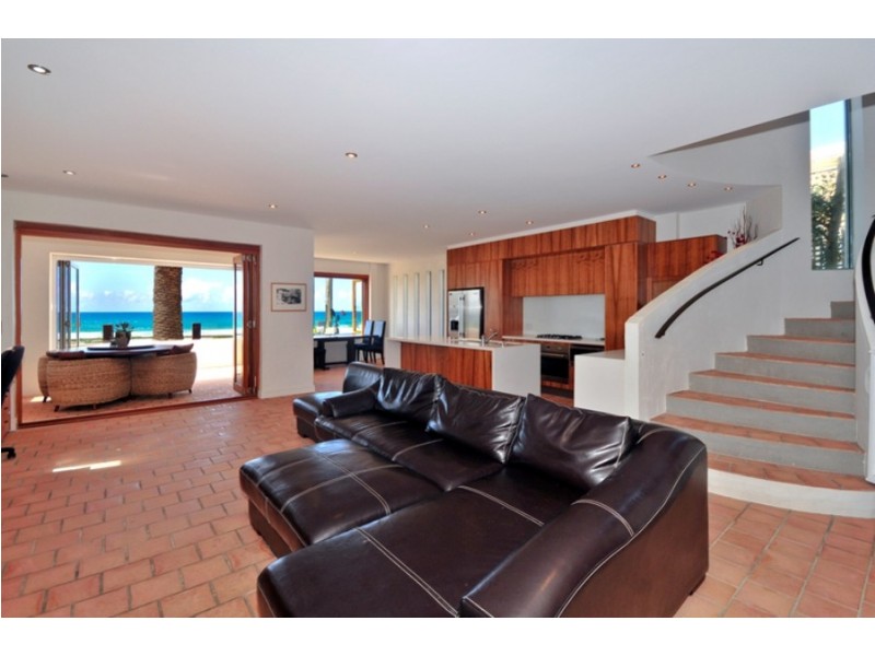 480 The Esplanade, Palm Beach QLD 4221
