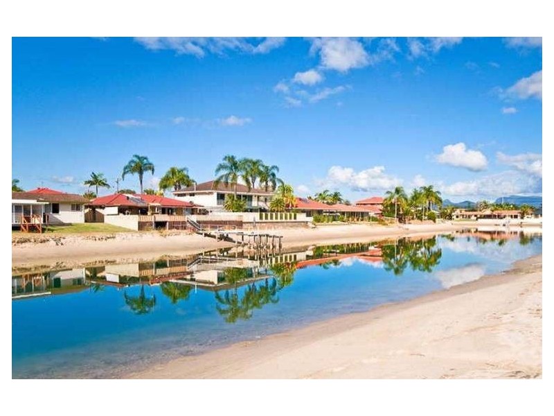 58 Nineteenth Ave, Palm Beach QLD 4221