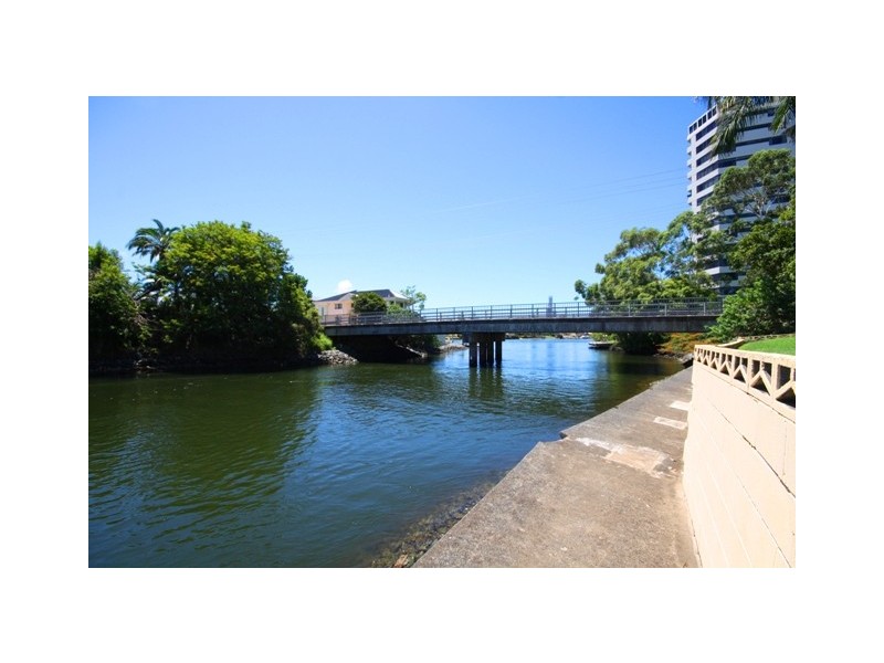 4/42 Monaco St, Surfers Paradise QLD 4217