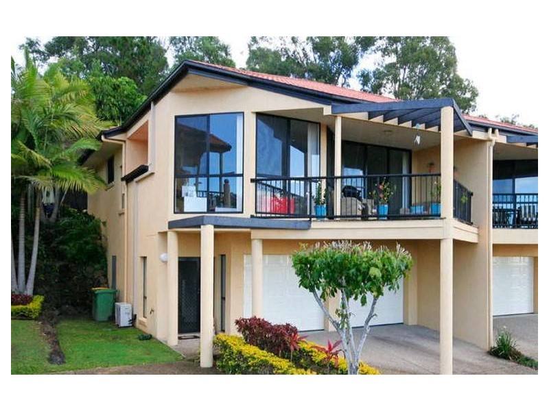 67 Doubleview Dr, Elanora QLD 4221