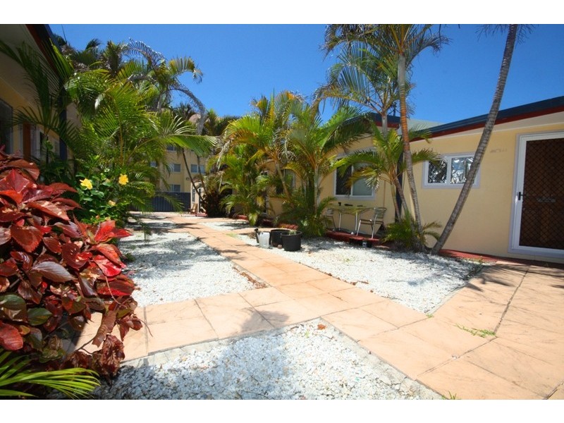 1265 Gold Coast Hwy, Palm Beach QLD 4221
