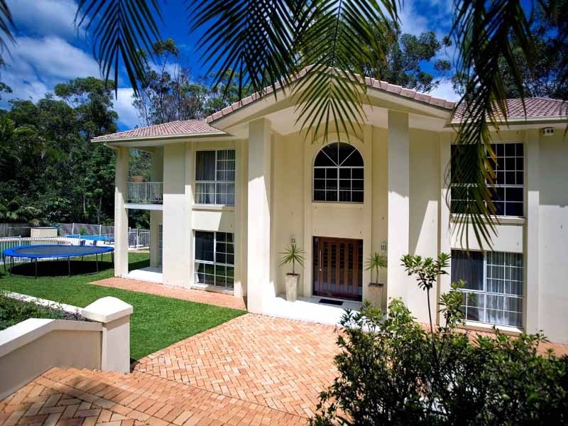 2 Buckingham Way, Elanora QLD 4221