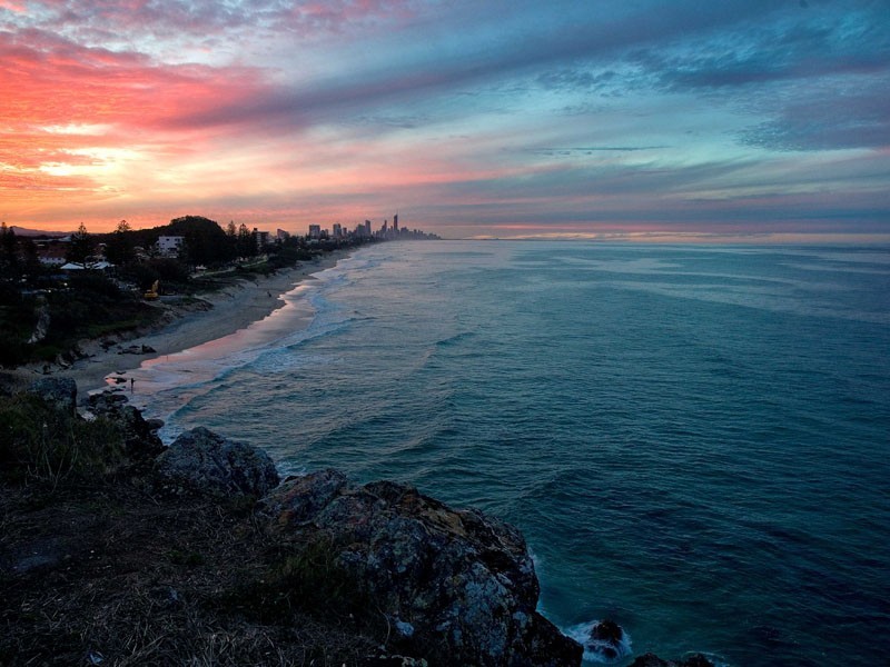 1/90 Nobby Pde, Miami QLD 4220