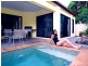 1/4 Sunshine Pde, Miami QLD 4220