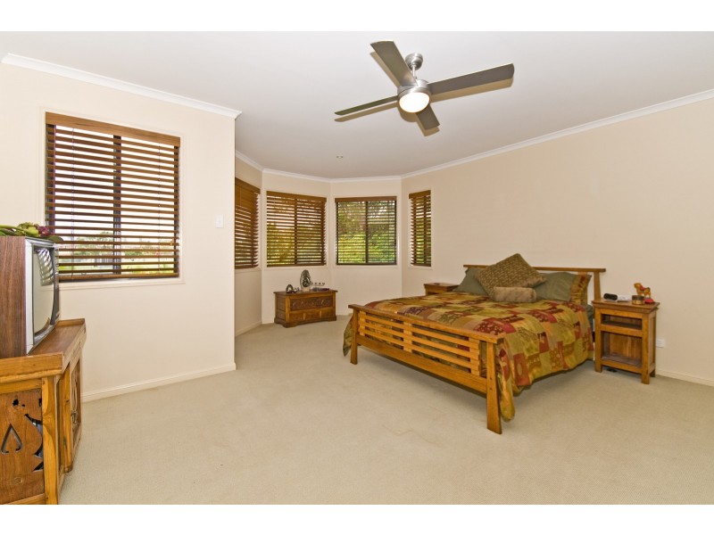 30 Acanthus Ave, Burleigh Heads QLD 4220