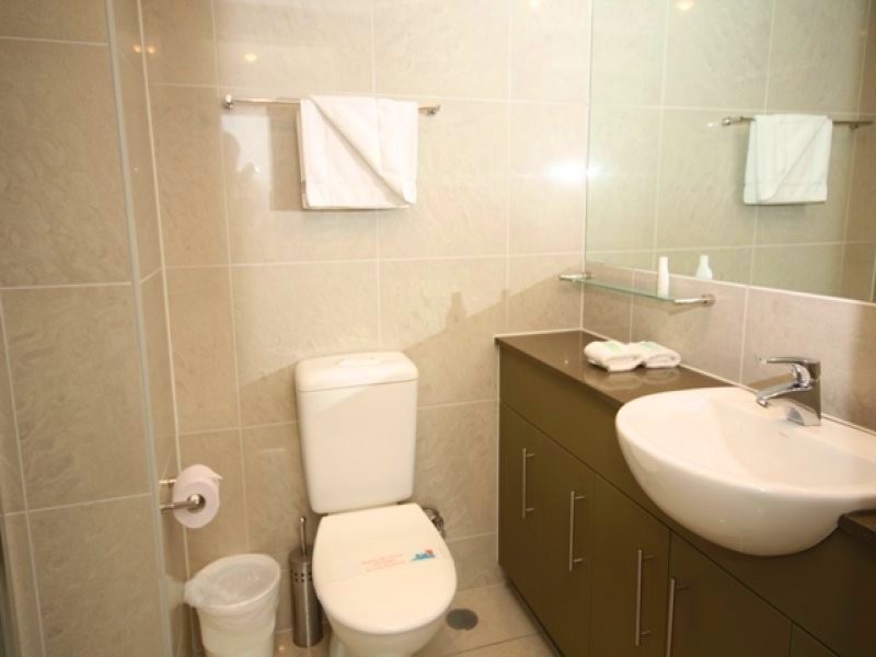 1088/1 Ocean St, Burleigh Heads QLD 4220