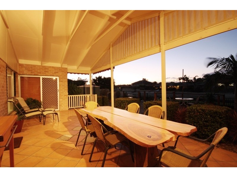 19 Swordfish Cr, Palm Beach QLD 4221