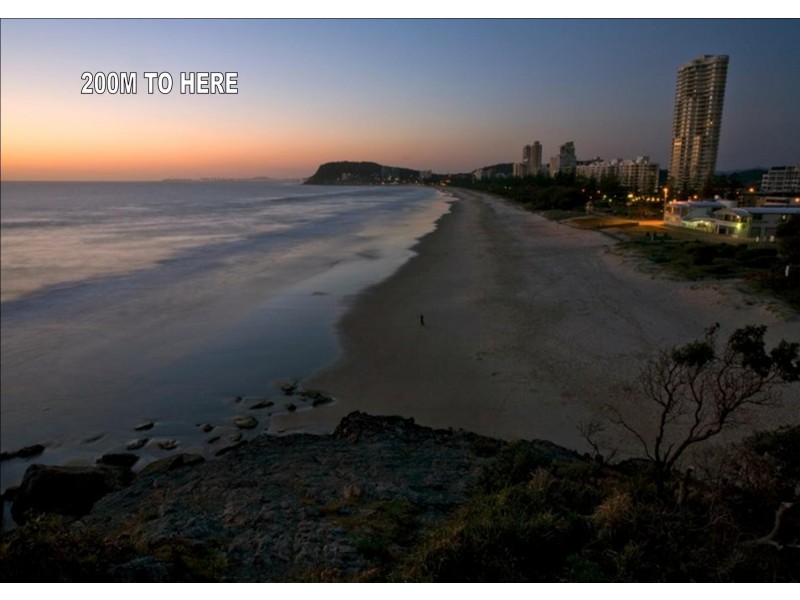 2 Sunshine Pde, Miami QLD 4220