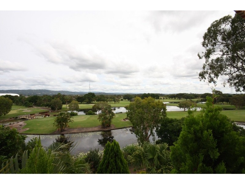 9 Kingston Heath, Robina QLD 4226