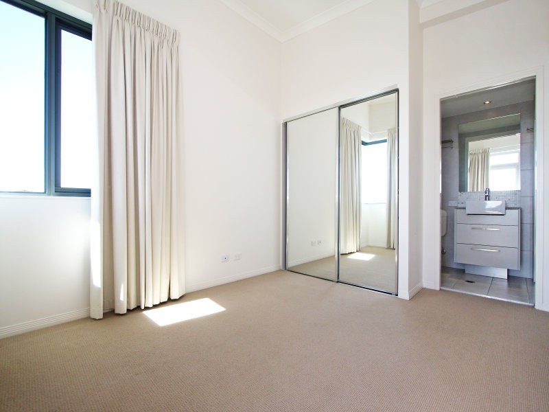 1503/12 Executive Dr, Burleigh Waters QLD 4220