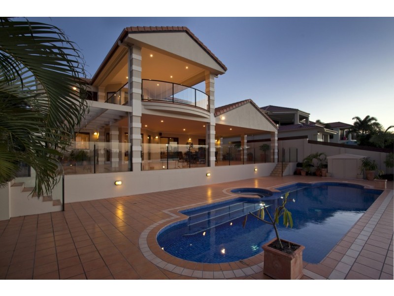 155 Santa Cruz Blvd, Clear Island Waters QLD 4226