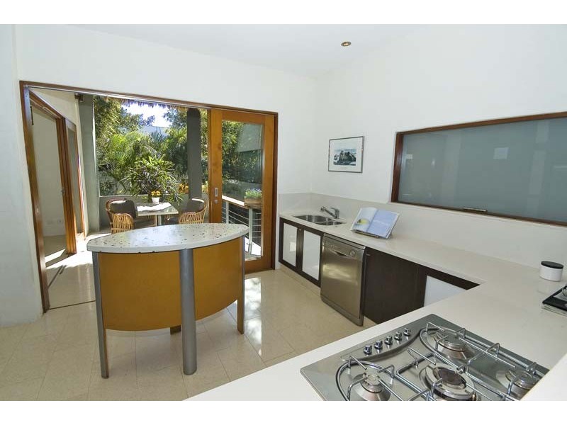 2081 Gold Coast Hwy, Miami QLD 4220