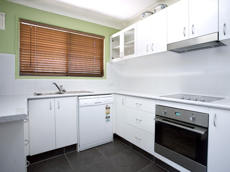 2/6 Barbet Pl, Burleigh Waters QLD 4220