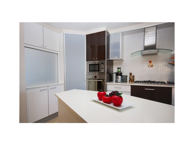 3306 Central Pl, Carrara QLD 4211