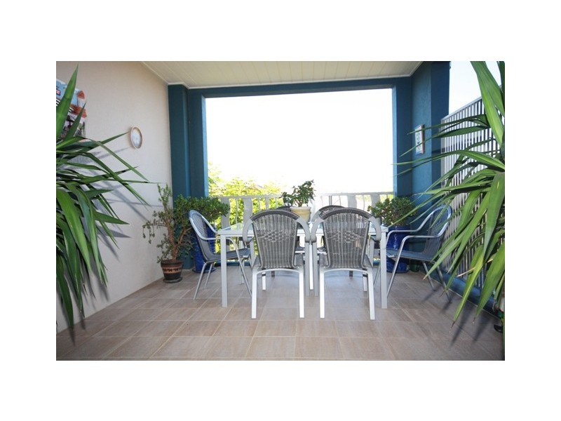 3306 Central Pl, Carrara QLD 4211