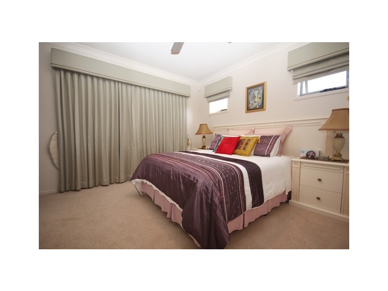 3306 Central Pl, Carrara QLD 4211