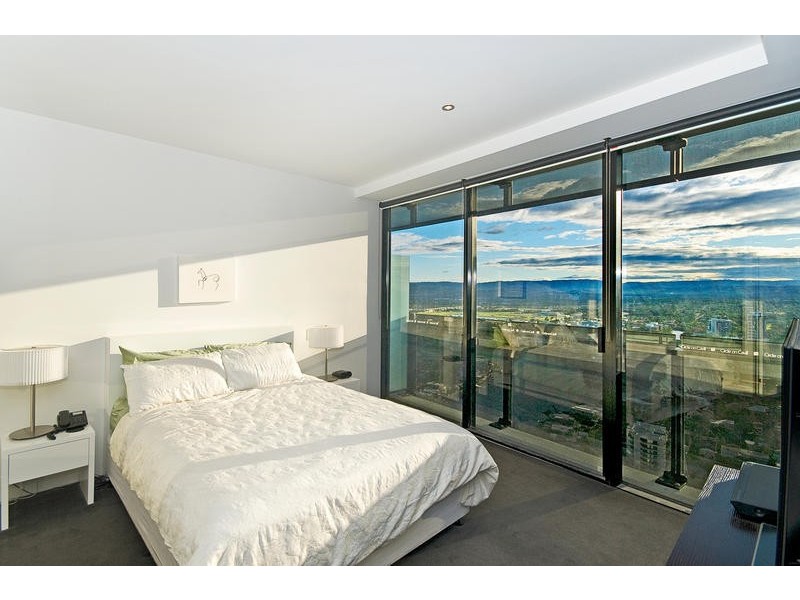 2407/9 Ferny Ave, Surfers Paradise QLD 4217