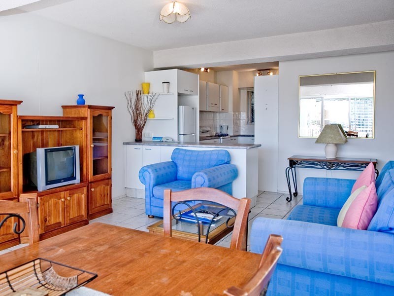 20/2 Goodwin Tce, Burleigh Heads QLD 4220