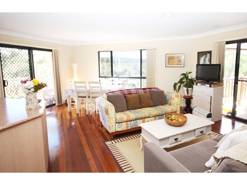 2 Riverina, Mudgeeraba QLD 4213
