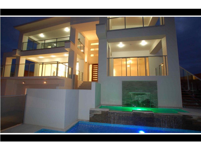 27 Golden Grove, Reedy Creek QLD 4227