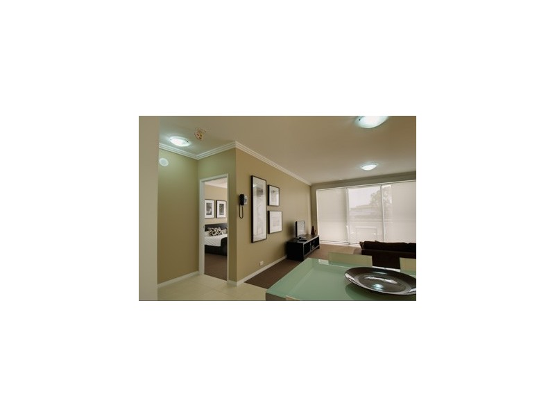 9 Moores Cres, Varsity Lakes QLD 4227