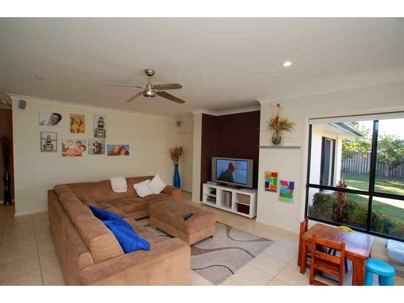 55 Observatory Dr, Reedy Creek QLD 4227