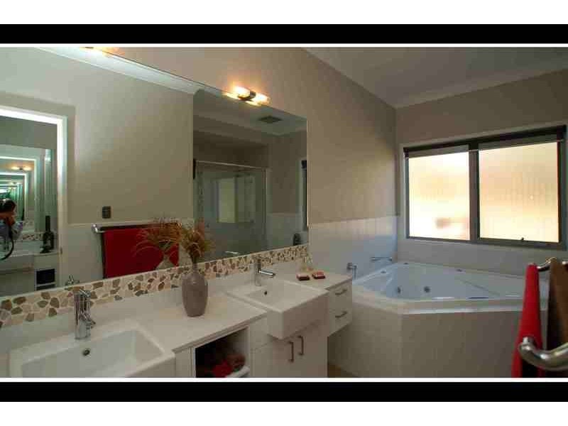 7 Boambee Crt, Reedy Creek QLD 4227