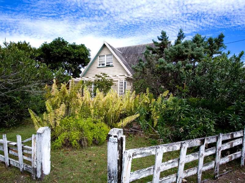 1904 Gold Coast Hwy, Burleigh Heads QLD 4220