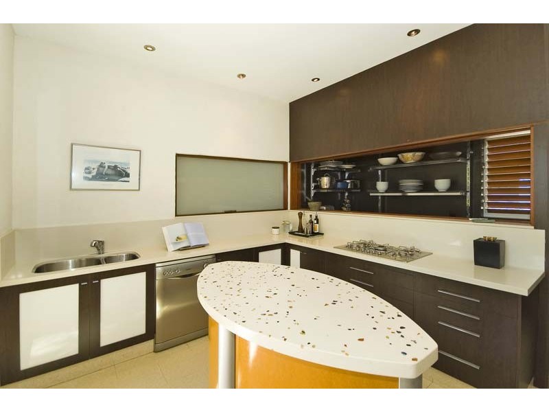 2081 Gold Coast Hwy, Miami QLD 4220