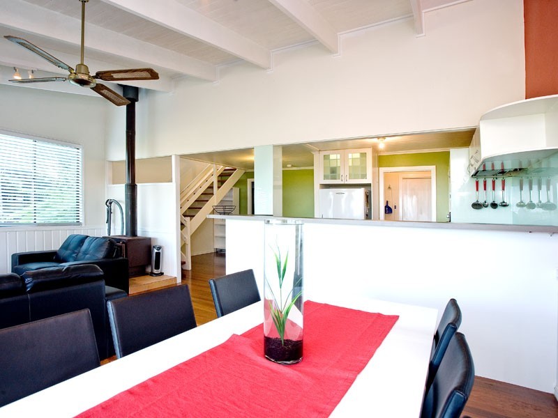 143 K P McGrath Dr, Elanora QLD 4221