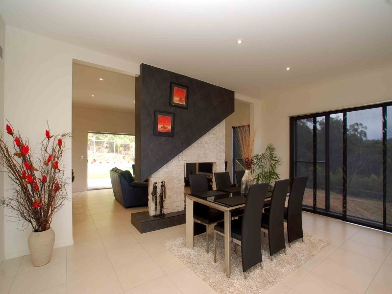 24 Skyburnett St, Reedy Creek QLD 4227