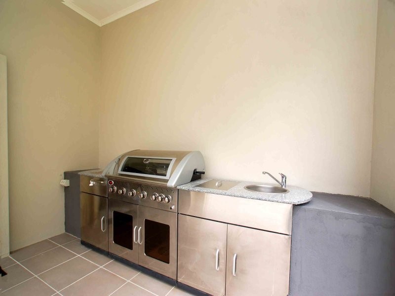 24 Skyburnett St, Reedy Creek QLD 4227