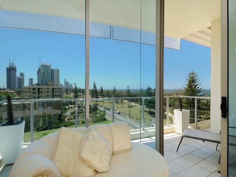 501/252 Hedges Ave, Mermaid Beach QLD 4218