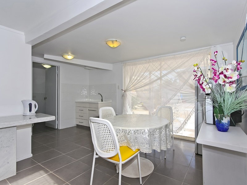 1900 Gold Coast Hwy, Burleigh Heads QLD 4220
