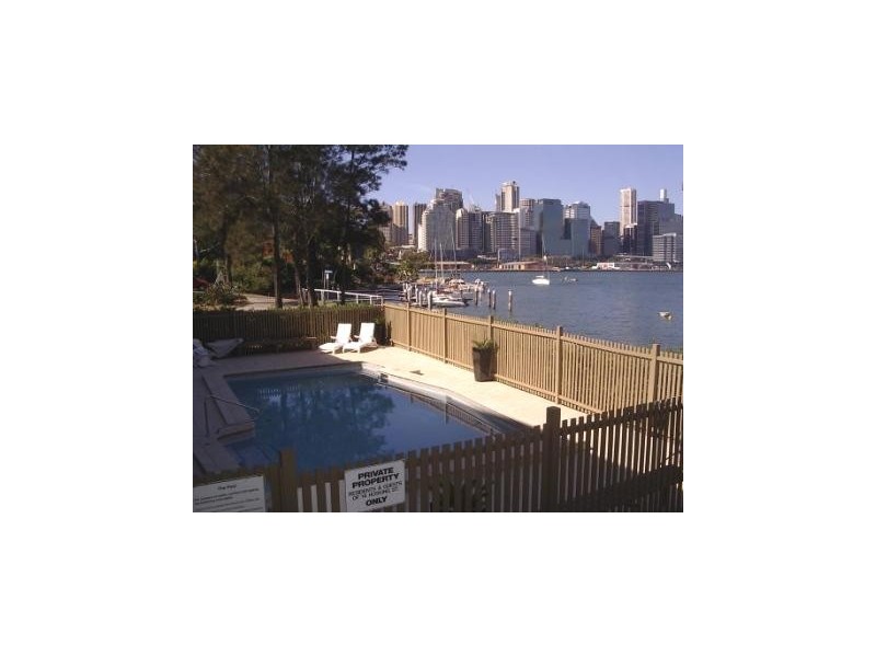 2/14 Hosking Street, Balmain East NSW 2041