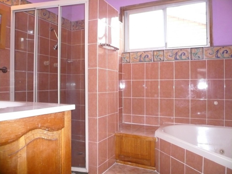 70 Manuka Parade, Gorokan NSW 2263
