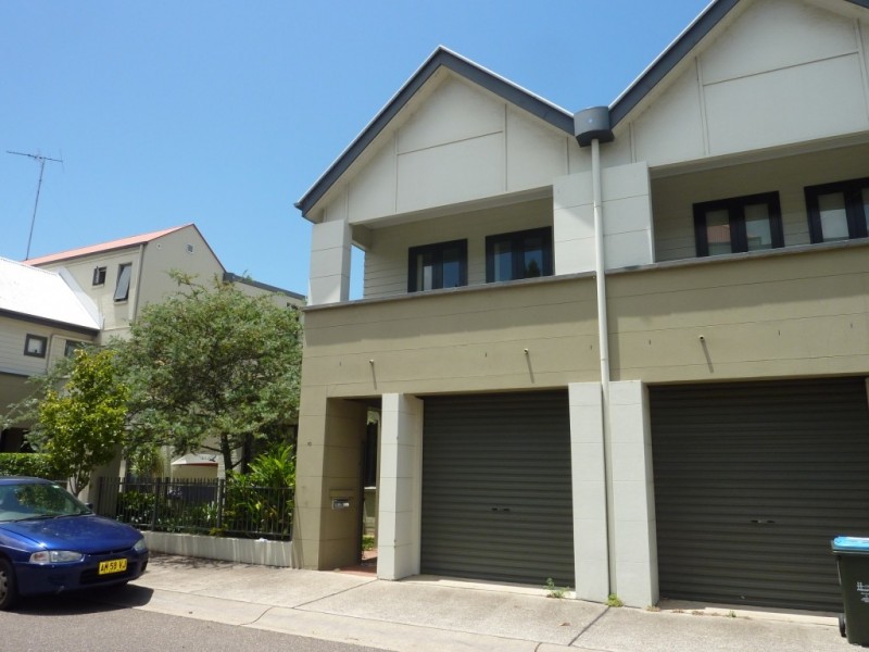 10 McKell Street, Birchgrove NSW 2041