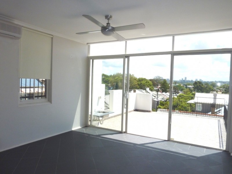 2/321A Darling Street, Balmain NSW 2041