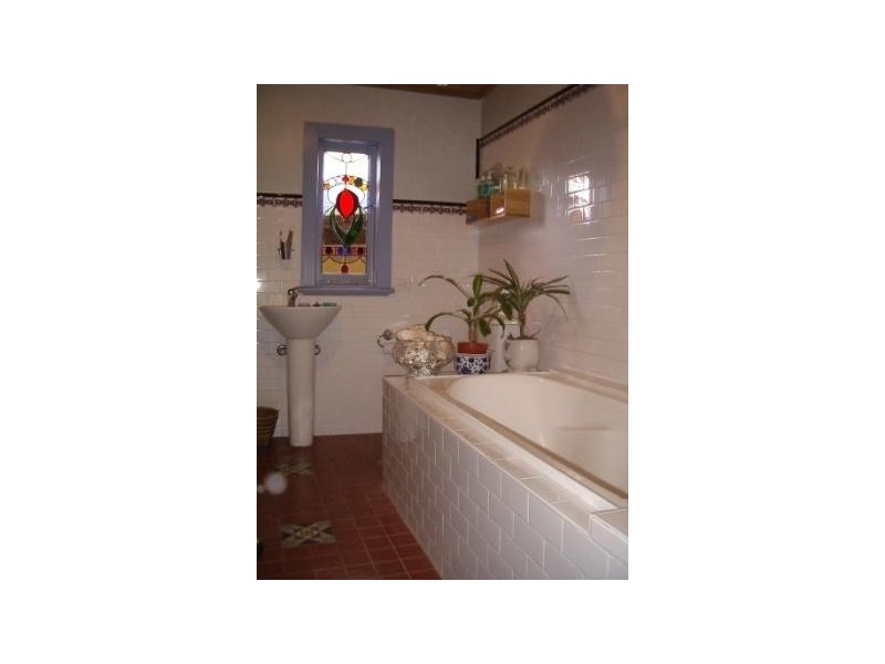 221 Rowntree St, Birchgrove NSW 2041
